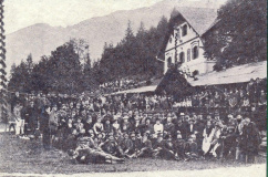 Teilnehmer an der Jubiläumswanderversammlung des Österreichischen Reichsforstvereins 1902 beim kaiserlichen Jagdschloss Offensee